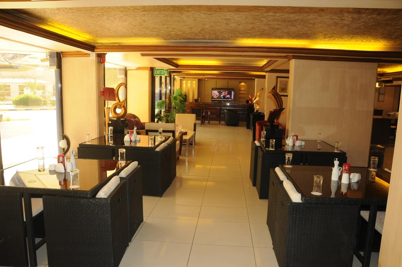 Sky Hotel Salmiya Bagian luar foto